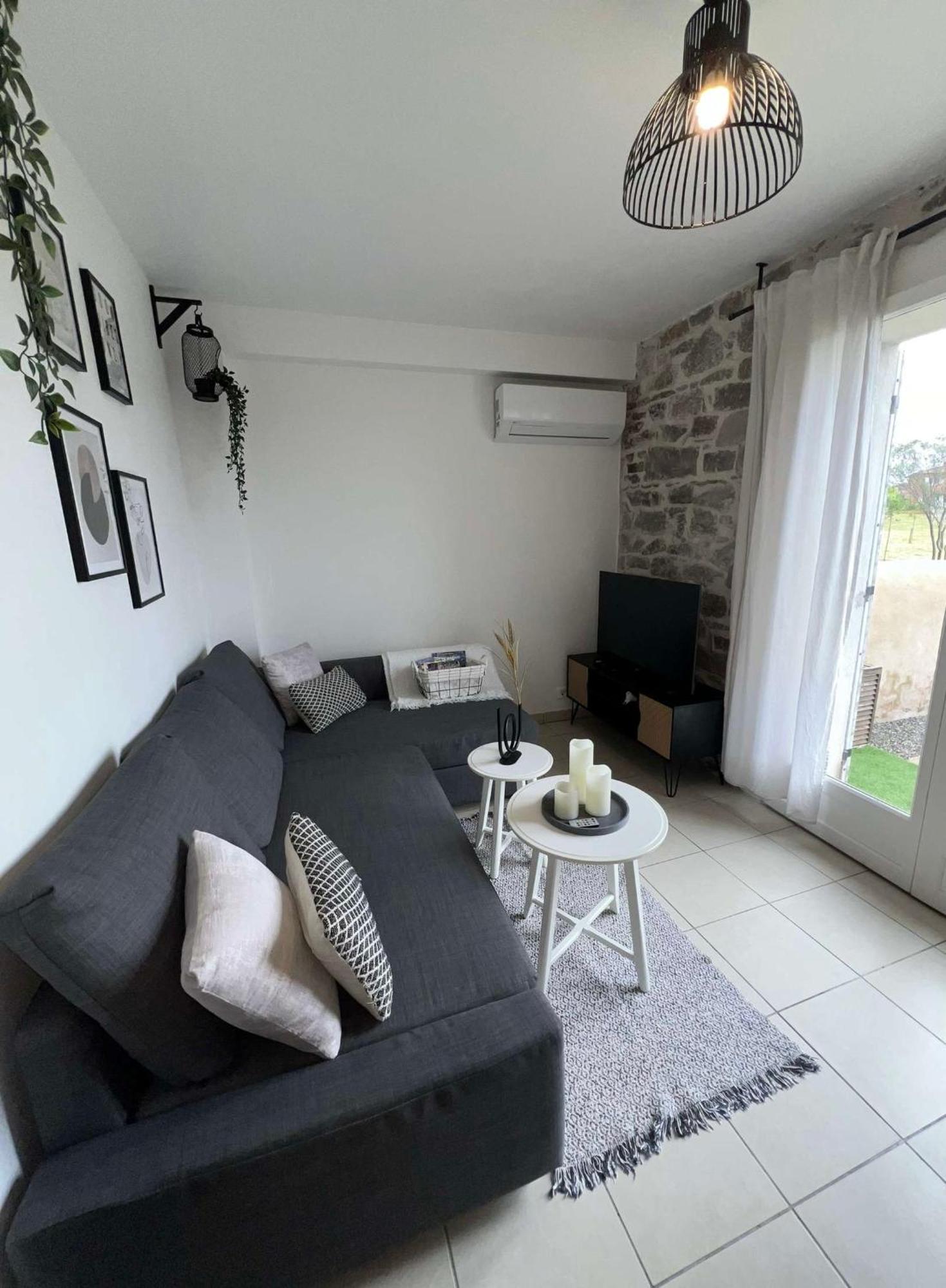 La Bastide Saint Pierre T2 - Jardin Apartment Roquebrune-sur-Argens Exterior photo