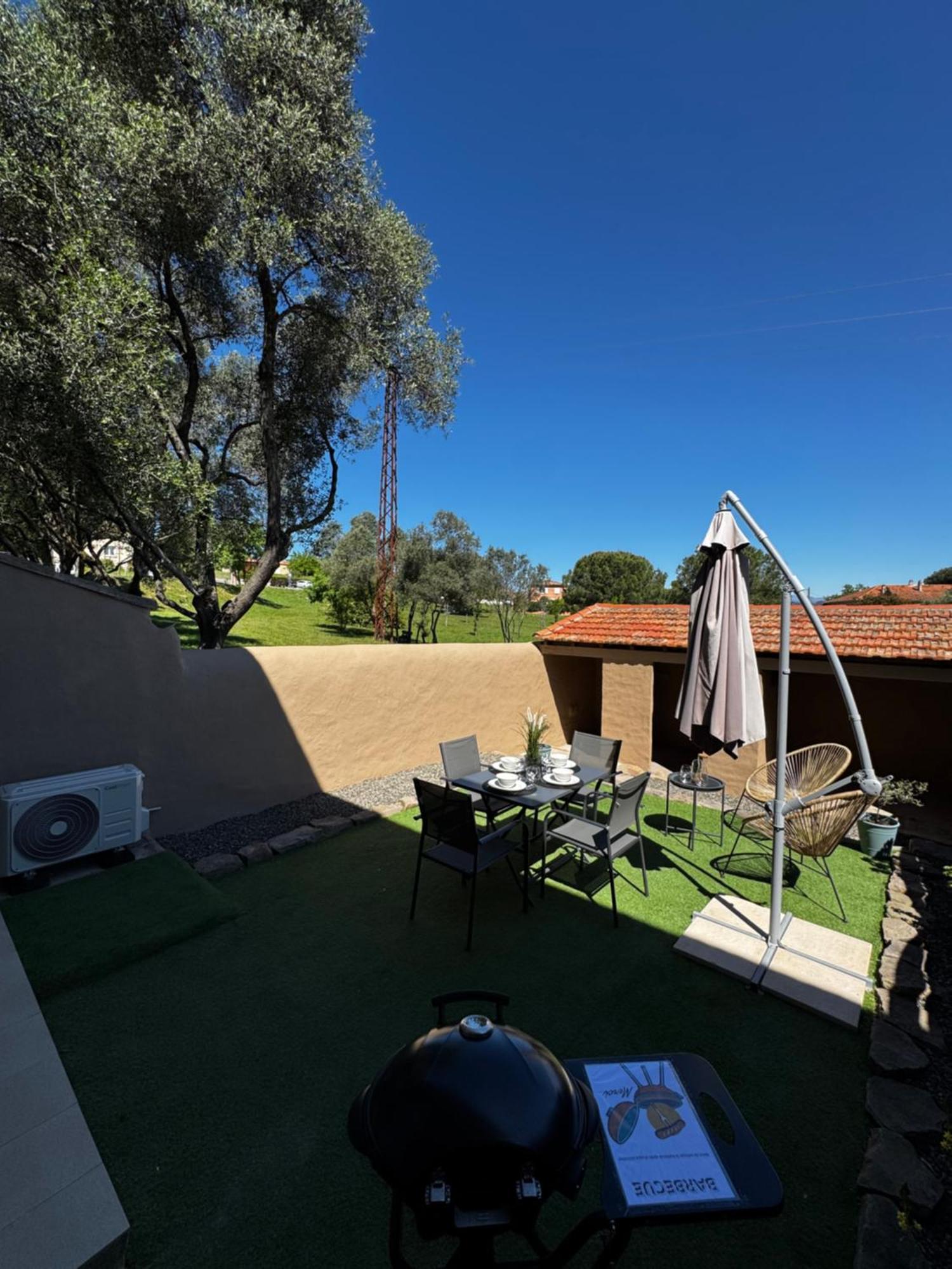 La Bastide Saint Pierre T2 - Jardin Apartment Roquebrune-sur-Argens Exterior photo